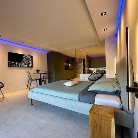 Appartement Neuf Climatise - Vue Mer Saint-Tropez - 50M Plage Et Port - Piscine Gassin Exterior foto