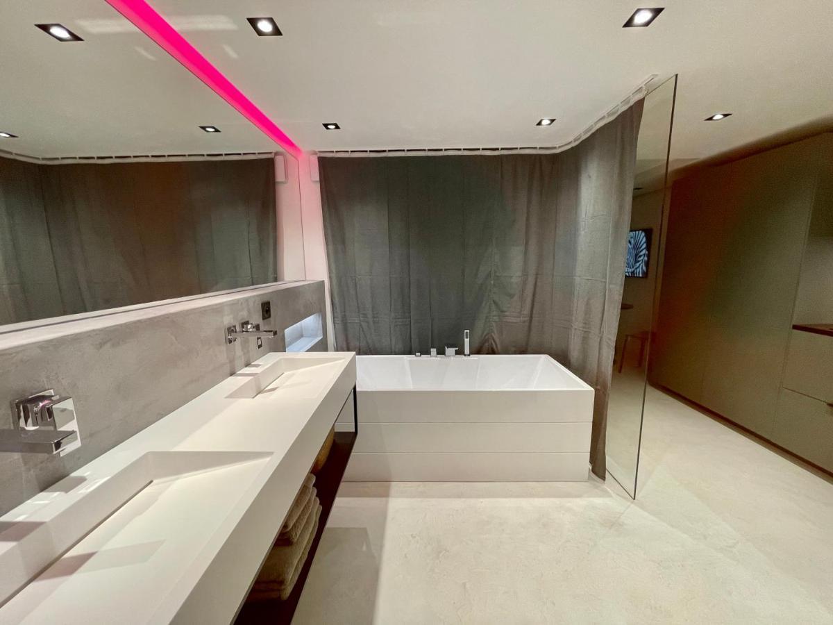 Appartement Neuf Climatise - Vue Mer Saint-Tropez - 50M Plage Et Port - Piscine Gassin Exterior foto